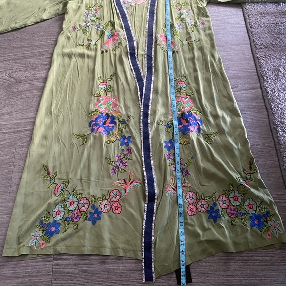 Laklook Style Embroidered Kimono NWT - Picture 7 of 9